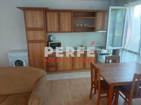 Дава се под наем Двустаен апартамент в Несебър - 79 кв.м за 255 € - Снимка #1
