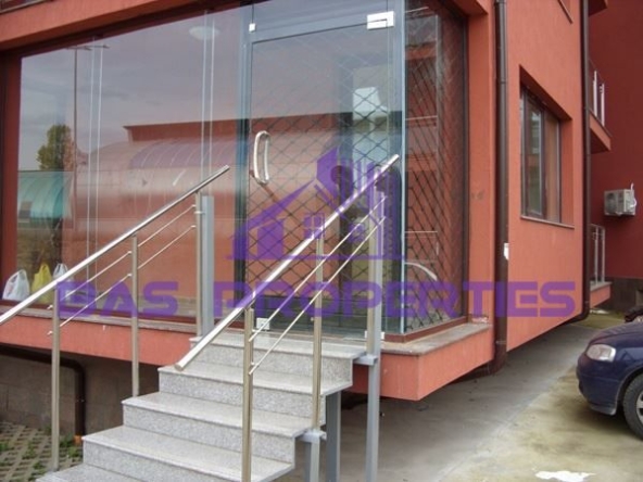 Дава се под наем Офис в София, Младост 1 - 55 кв.м за 561 € - Снимка #1