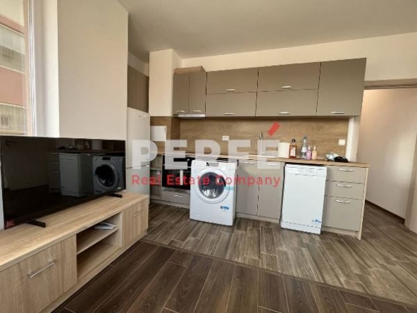 Двустаен апартамент в Поморие - 50 кв.м за 1540 €/кв.м - Снимка #1