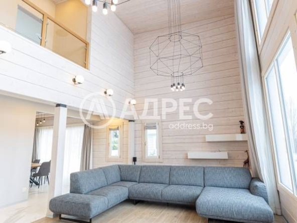 Къща в София, в.з. Бояна - 452 кв.м за 2423 €/кв.м - Снимка #1