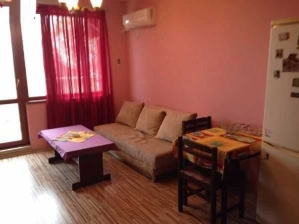 Дава се под наем Двустаен апартамент в София, Зона Б-19 - 60 кв.м за 280.5 € - Снимка #1