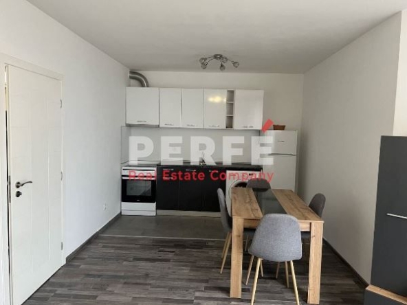 Дава се под наем Двустаен апартамент в Бургас, Изгрев - 69 кв.м за 484.5 € - Снимка #1