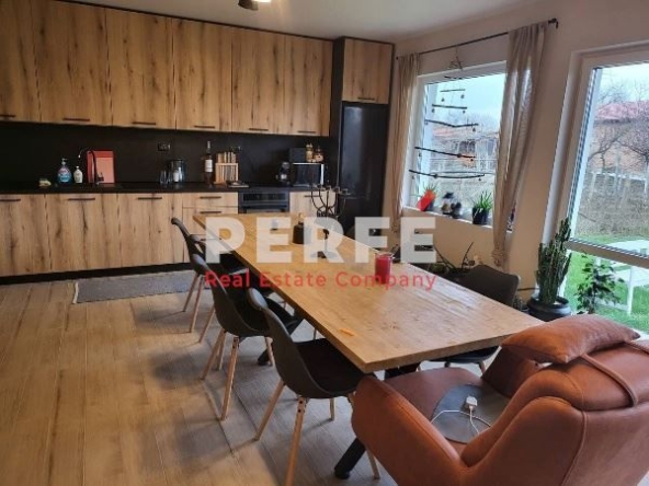 Къща в с. Гюльовца, Област Бургас - 120 кв.м за 1334 €/кв.м - Снимка #1