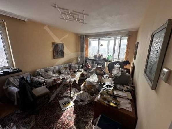Тристаен апартамент в София, Хладилника - 69 кв.м за 1802 €/кв.м - Снимка #1
