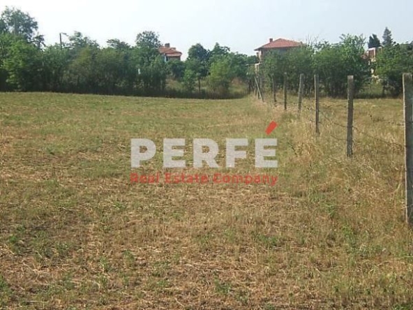 Парцел в с. Черни връх, Област Бургас - 1000 кв.м за 50 €/кв.м - Снимка #1