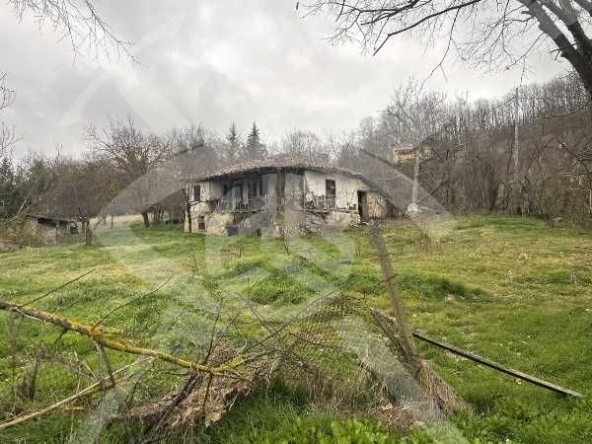 Парцел в София, Хладилника - 1052 кв.м за 30 €/кв.м - Снимка #1