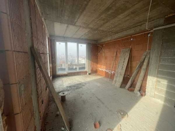 Двустаен апартамент в Пловдив, Кършияка - 72 кв.м за 1084 €/кв.м - Снимка #1