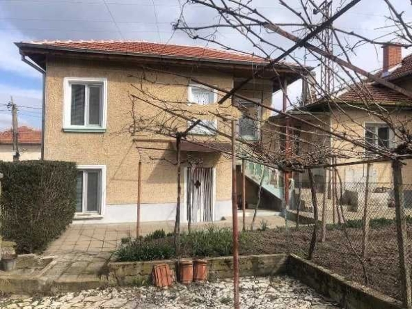 Къща в Стамболийски - 128 кв.м за 821 €/кв.м - Снимка #1