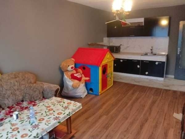 Тристаен апартамент в Пловдив, Гагарин - 90 кв.м за 881 €/кв.м - Снимка #1