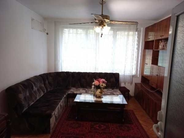 Четиристаен апартамент в Бургас, Лазур - 85 кв.м за 2083 €/кв.м - Снимка #1