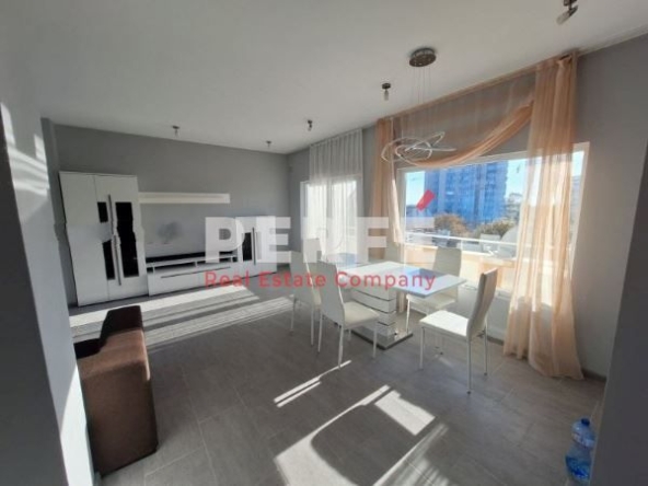 Мезонет в Бургас, Лазур - 240 кв.м за 1584 €/кв.м - Снимка #1