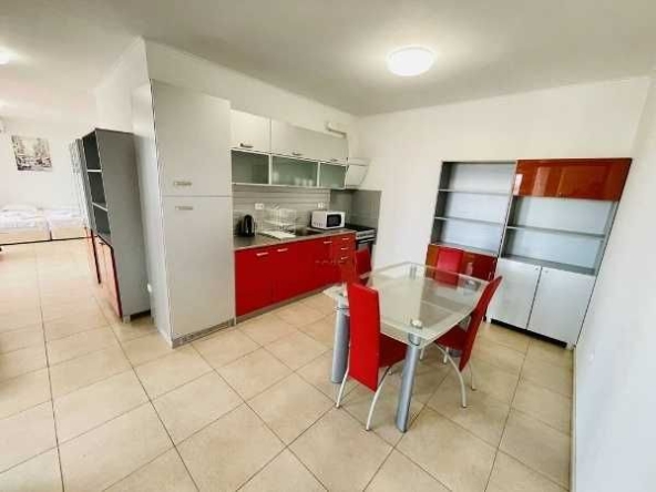 Двустаен апартамент в к.к. Слънчев бряг - 80 кв.м за 1207 €/кв.м - Снимка #1