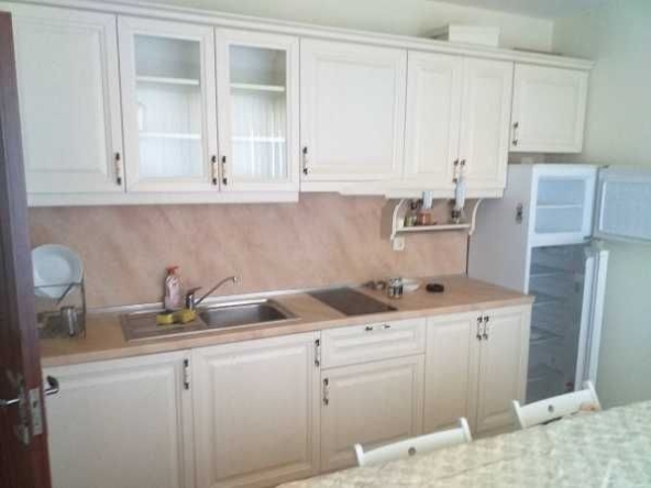 Четиристаен апартамент в Бургас, Възраждане - 87 кв.м за 1787 €/кв.м - Снимка #1