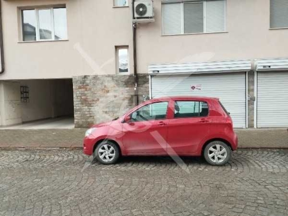 Гараж / Паркомясто в Пловдив, Съдийски - 24 кв.м за 2021 €/кв.м - Снимка #1