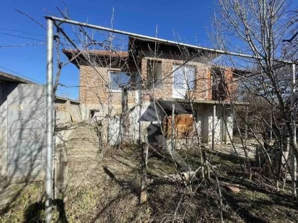 Къща в с. Белозем, Област Пловдив - 131 кв.м за 569 €/кв.м - Снимка #1