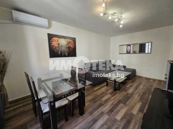 Дава се под наем Тристаен апартамент в Пловдив, Каменица 1 - 80 кв.м за 561 € - Снимка #1