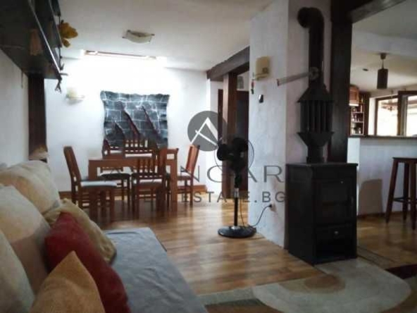 Мезонет в Пловдив, Център - 140 кв.м за 1822 €/кв.м - Снимка #1