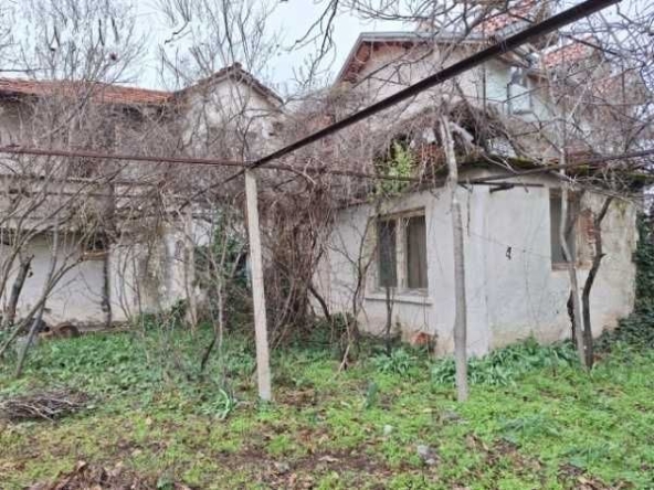 Къща в Кричим - 60 кв.м за 834 €/кв.м - Снимка #1