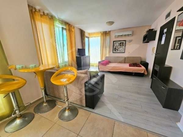 Едностаен апартамент в Созопол - 67 кв.м за 1389 €/кв.м - Снимка #1