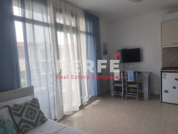 Едностаен апартамент в Созопол - 33 кв.м за 1964 €/кв.м - Снимка #1