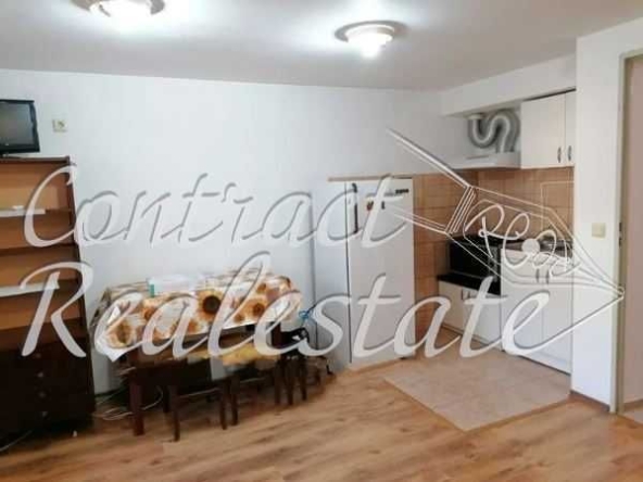 Дава се под наем Двустаен апартамент в Варна, Левски - 32 кв.м за 229.5 € - Снимка #1