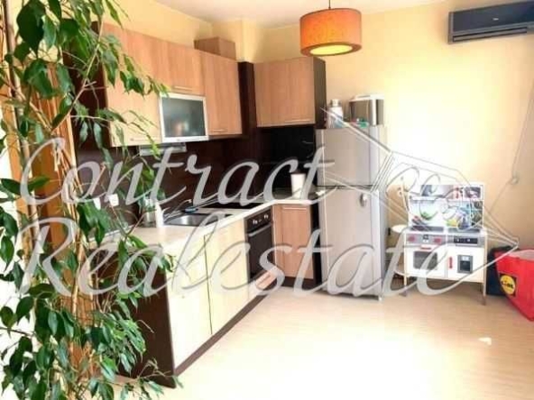 Дава се под наем Двустаен апартамент в Варна, Цветен квартал - 63 кв.м за 357 € - Снимка #1