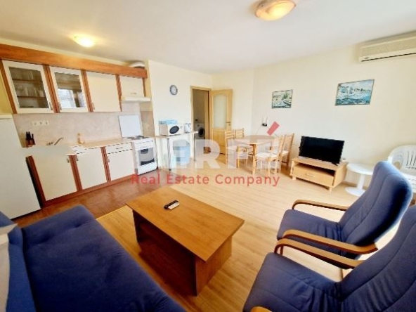 Тристаен апартамент в к.к. Елените - 93 кв.м за 1178 €/кв.м - Снимка #1