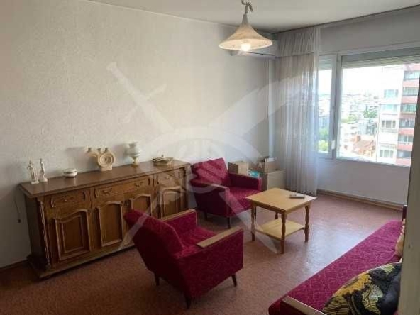 Тристаен апартамент в Пловдив, Център - 86 кв.м за 1861 €/кв.м - Снимка #1