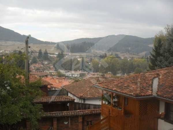 Къща в Копривщица - 300 кв.м за 334 €/кв.м - Снимка #1