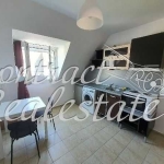 Дава се под наем Едностаен апартамент в Варна, Спортна зала - 25 кв.м за 229.5 € - Снимка #1