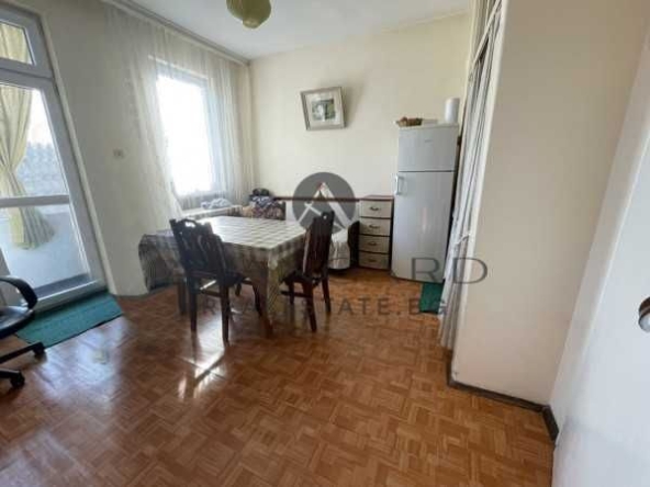 Тристаен апартамент в Пловдив, Кършияка - 96 кв.м за 1657 €/кв.м - Снимка #1