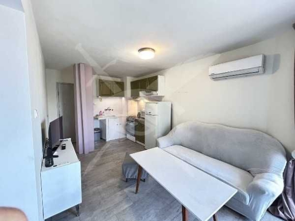 Двустаен апартамент в Пловдив, Кършияка - 70 кв.м за 1915 €/кв.м - Снимка #1