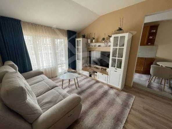 Етаж от къща в Пловдив, Център - 100 кв.м за 2200 €/кв.м - Снимка #1