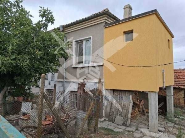 Къща в с. Искра, Област Бургас - 110 кв.м за 241 €/кв.м - Снимка #1