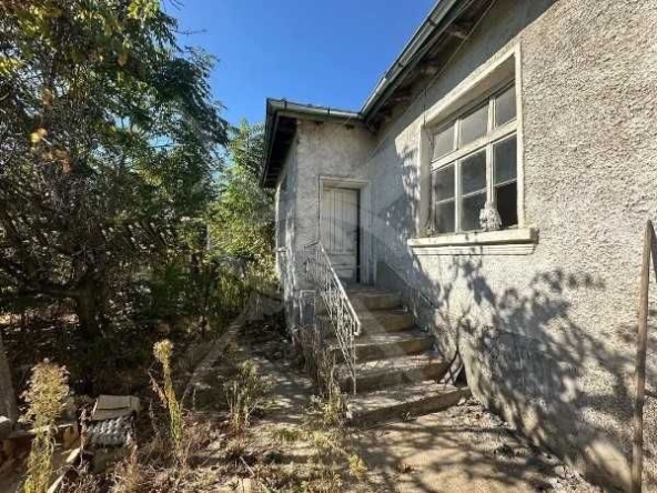 Къща в с. Цалапица, Област Пловдив - 70 кв.м за 786 €/кв.м - Снимка #1