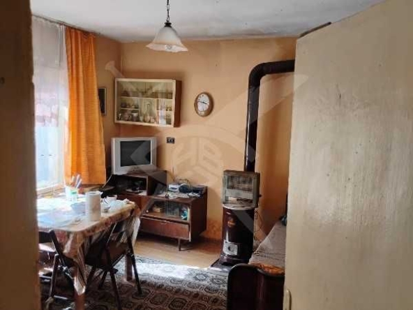 Къща в с. Караджово, Област Пловдив - 160 кв.м за 157 €/кв.м - Снимка #1