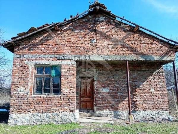 Къща в с. Главатар, Област Пловдив - 1114 кв.м за 27 €/кв.м - Снимка #1