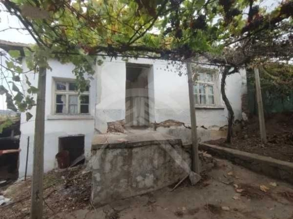 Къща в с. Отец Паисиево, Област Пловдив - 50 кв.м за 220 €/кв.м - Снимка #1