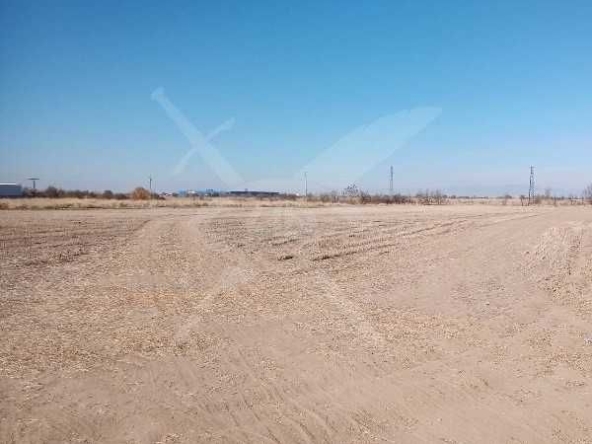 Парцел в Пловдив, Марица Север - 14976 кв.м за 164 €/кв.м - Снимка #1