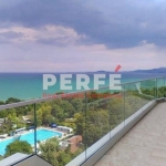 Многостаен апартамент в Бургас, Лазур - 470 кв.м за 6383 €/кв.м - Снимка #1