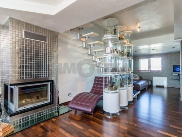 Многостаен апартамент в Варна, Бриз - 440 кв.м за 1819 €/кв.м - Снимка #1