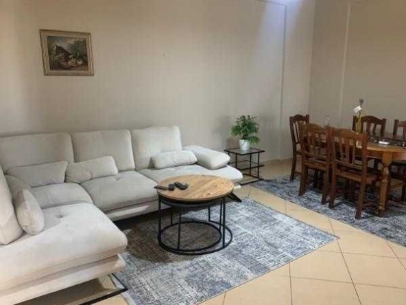 Дава се под наем Тристаен апартамент в София, Център - 89 кв.м за 509.49 € - Снимка #1