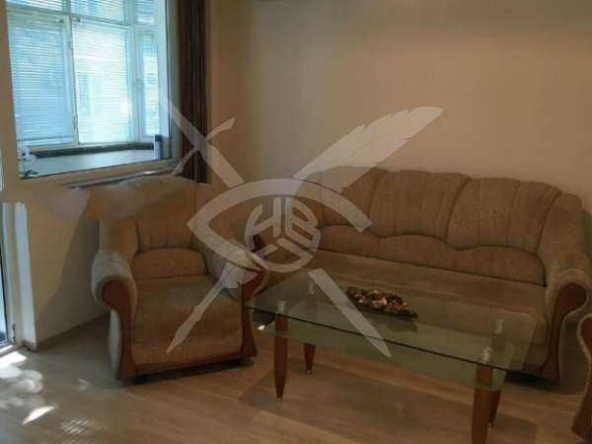 Дава се под наем Двустаен апартамент в Пловдив, Център - 60 кв.м за 578.34 € - Снимка #1