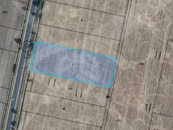 Парцел в София, Хладилника - 6999 кв.м за 20 €/кв.м - Снимка #1