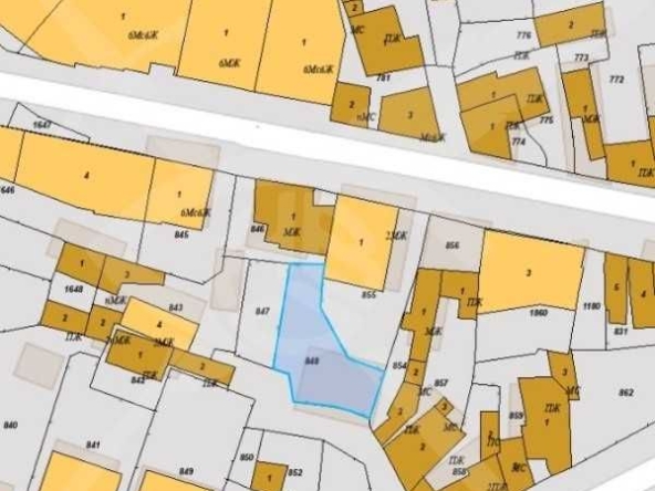 Парцел в Пловдив, Център - 168 кв.м за 774 €/кв.м - Снимка #1