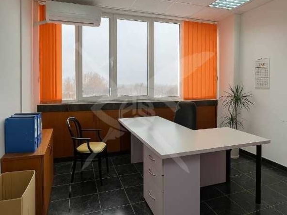 Офис в Пловдив, Център - 54 кв.м за 1389 €/кв.м - Снимка #1