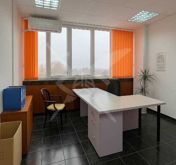 Офис в Пловдив, Център - 54 кв.м за 1389 €/кв.м - Снимка #1