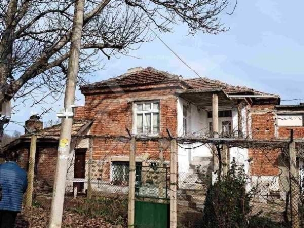 Къща в с. Дюлево, Област Бургас - 100 кв.м за 1000 €/кв.м - Снимка #1