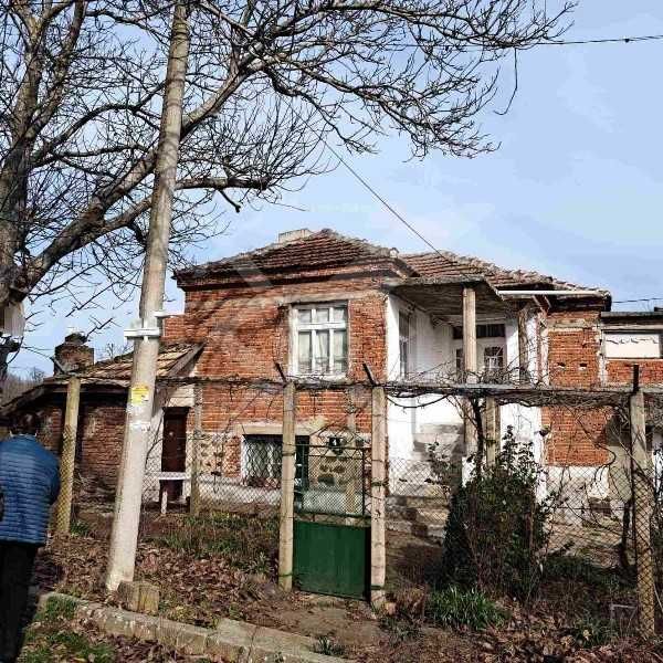 Къща в с. Дюлево, Област Бургас - 100 кв.м за 1000 €/кв.м - Снимка #1