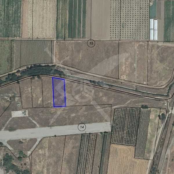 Парцел в с. Първенец, Област Пловдив - 1947 кв.м за 21 €/кв.м - Снимка #1